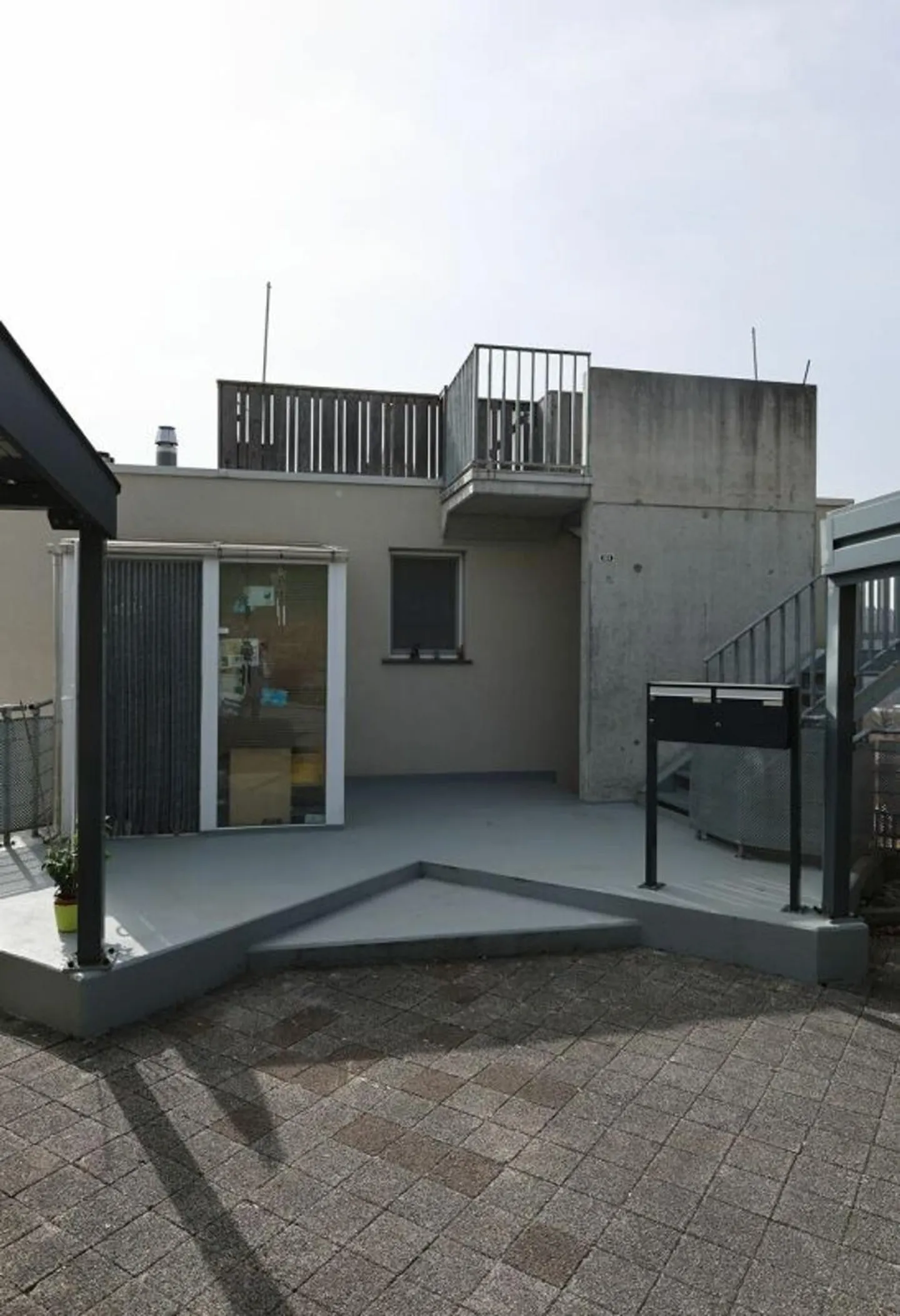 Dachgeschoss-Duplex mit 3,5 Zimmern und Dachterrasse - Foto 7 von 13