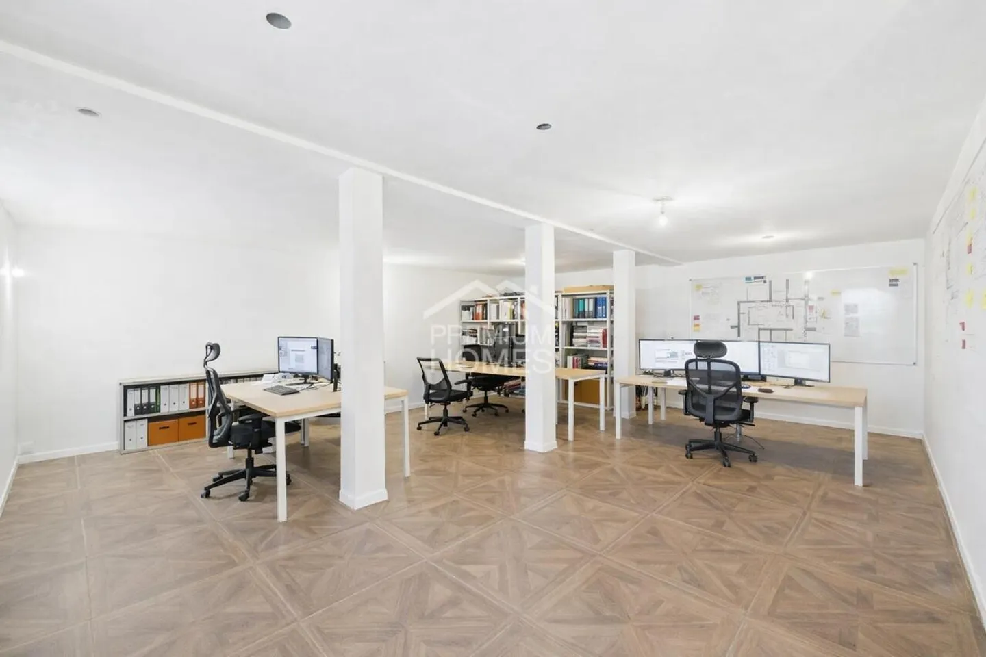 Gewerbefläche mit Einzigartigem Charakter - Foto 3 von 5