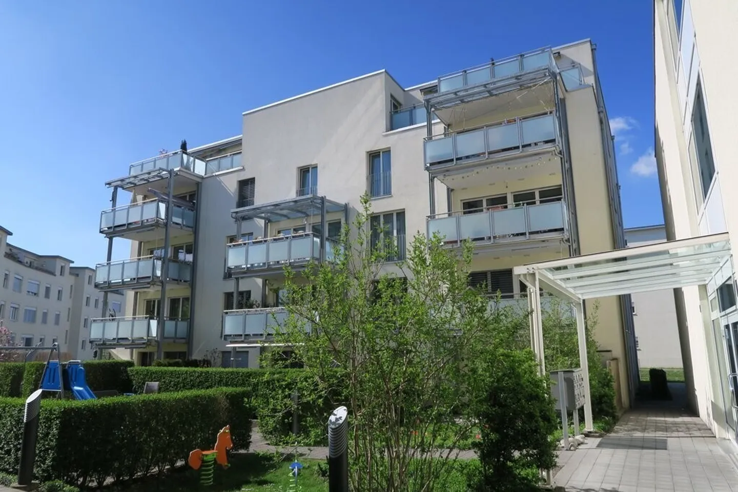 View - Move in - Feel good - Photo 1 of 7