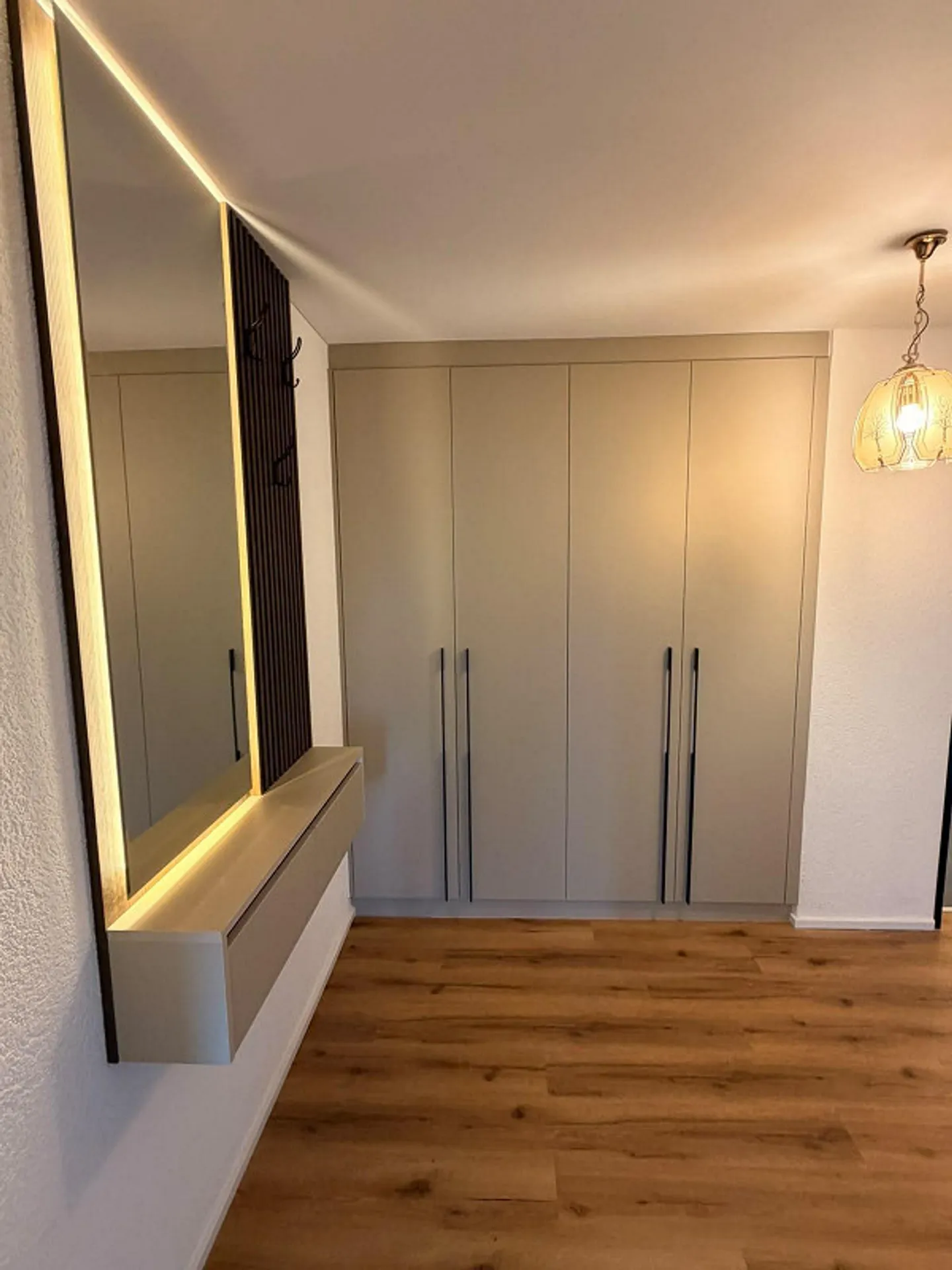 Première occupation après rénovation – appartement de 3,5 pièces au cœur du village - Photo 7 sur 15
