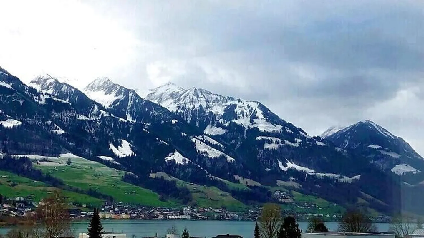 Modernes Penthouse in Sarnen - Foto 11 von 14