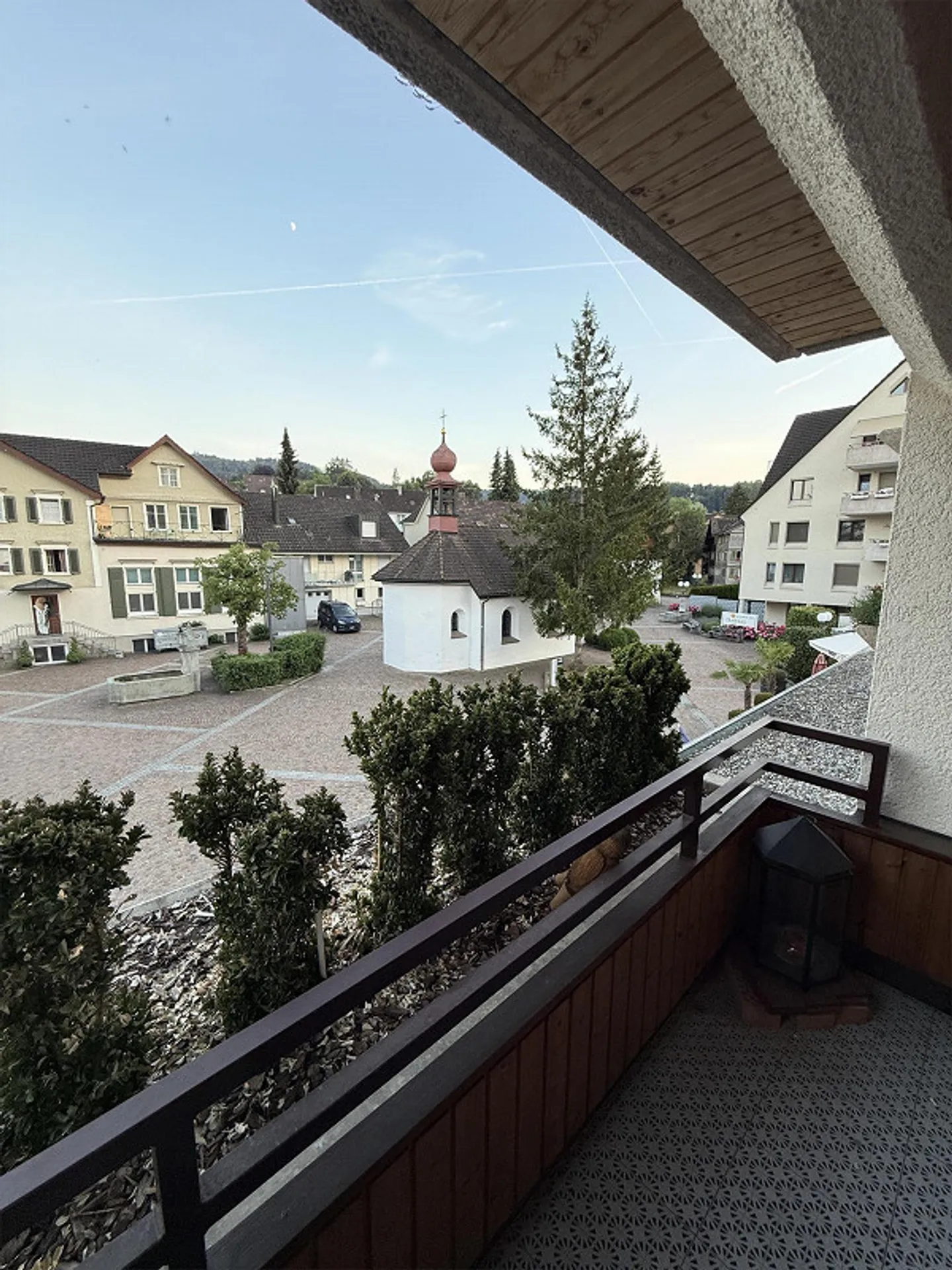 Première occupation après rénovation – appartement de 3,5 pièces au cœur du village - Photo 15 sur 15