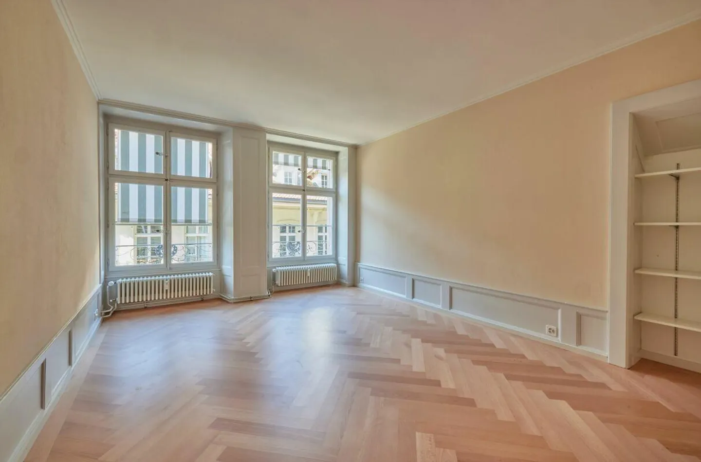 Appartamento esclusivo nel centro storico con vista unica sul quartiere Matten - Foto 5 di 17