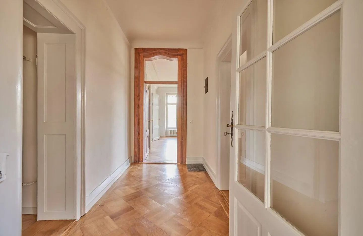 Appartamento esclusivo nel centro storico con vista unica sul quartiere Matten - Foto 8 di 17