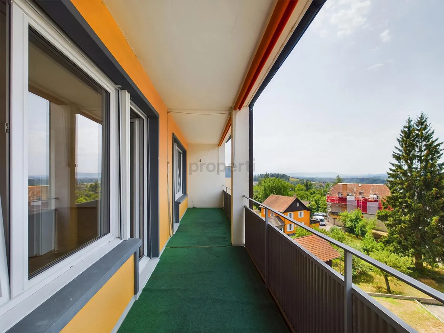 Appartement de 4 pièces à Neuhausen avec vue à Neuhausen am Rheinfall - Photo 8 sur 9