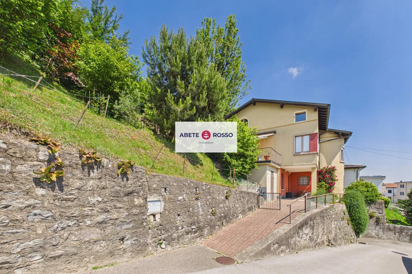 Charmantes Tessiner Einfamilienhaus - Foto 3 von 29