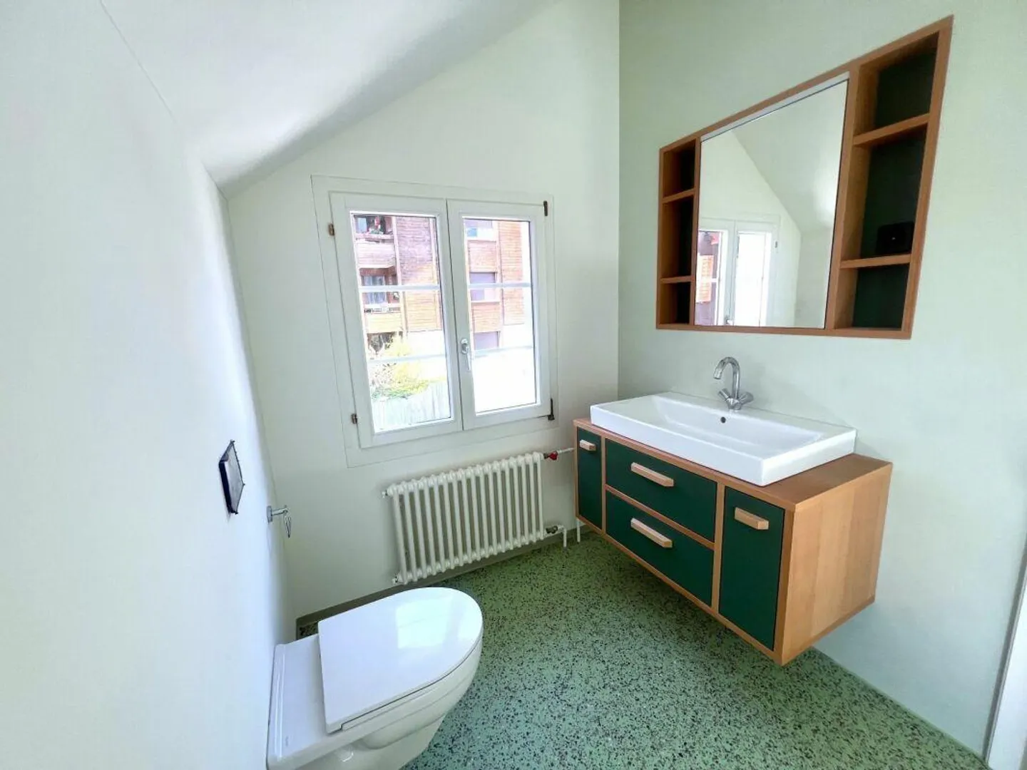 Newly renovated 3.5-room apartment with beautiful views in Beckenried - Photo 6 of 12