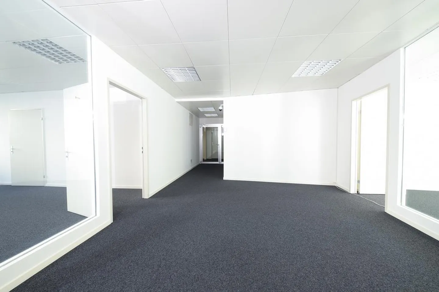 Ufficio open space nel centro di Basilea - Foto 2 di 7