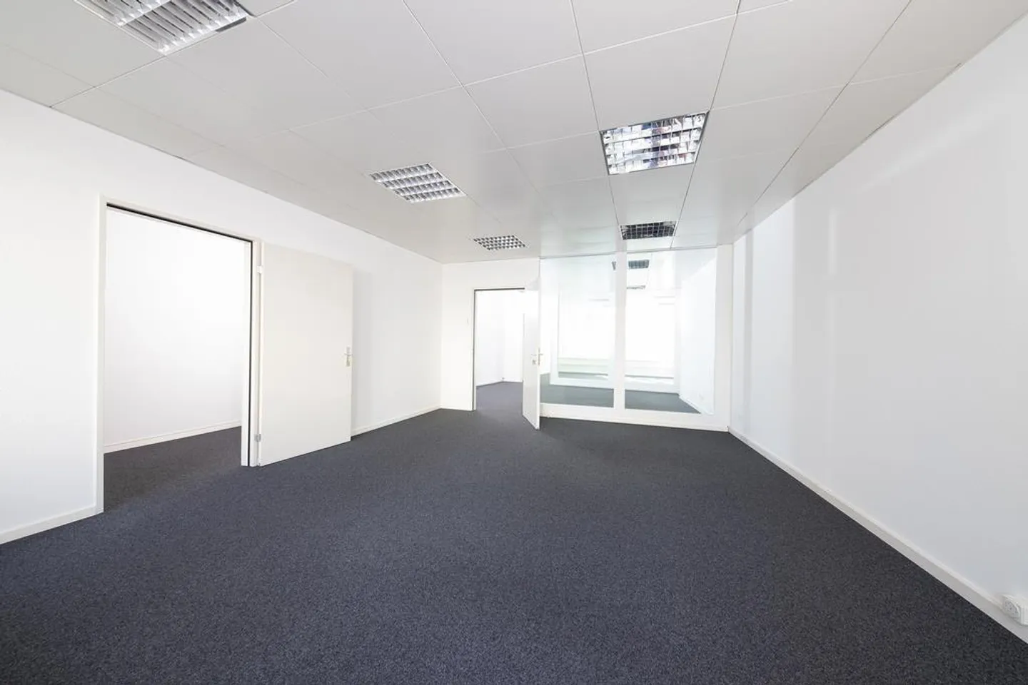 Ufficio open space nel centro di Basilea - Foto 4 di 7