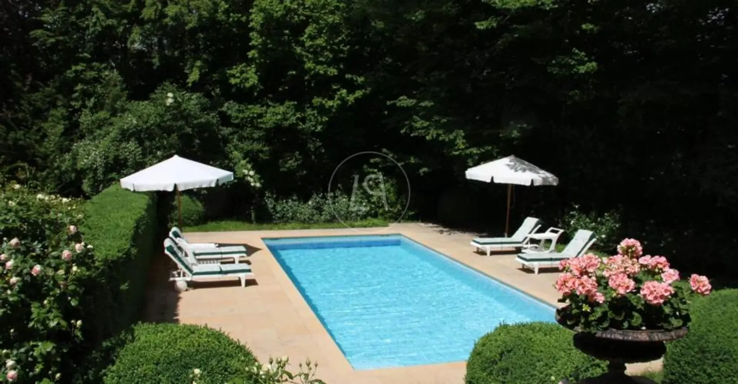 Wunderschönes Anwesen in einem Park mit Pool in der Nähe von Morges - Foto 7 von 12