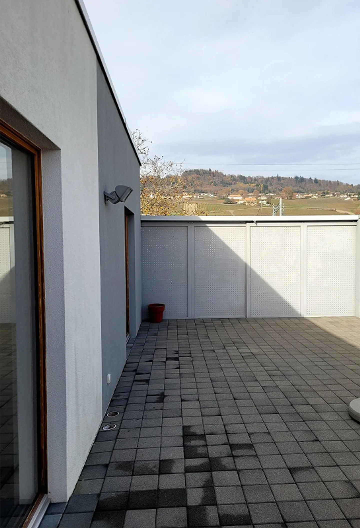 Modernistisches Haus für Selbständige - Foto 19 von 20