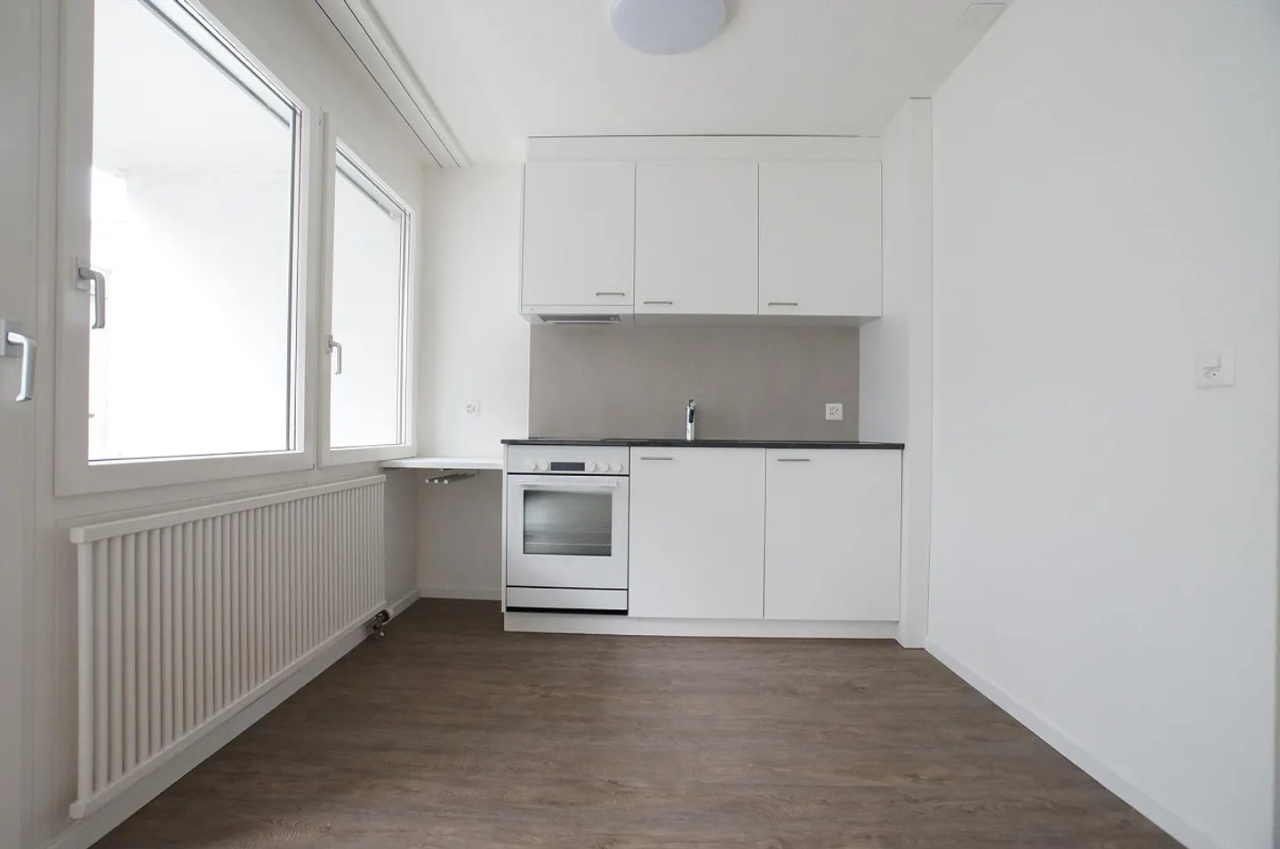 Appartement moderne de 1,5 pièce au cœur de la ville de Zug - Photo 2 sur 5