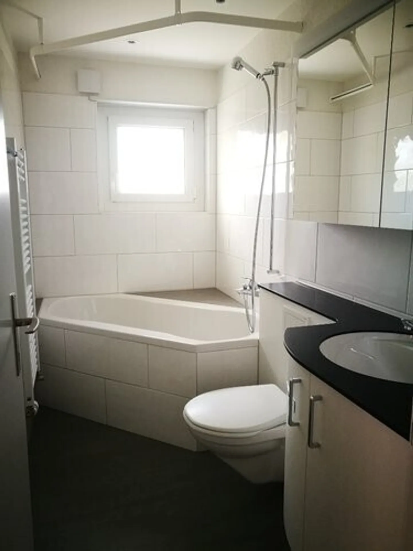 Renovierte Single-Wohnung zentral - Foto 5 von 5