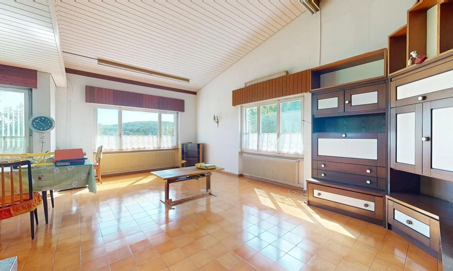 Bella casa familiare con 6,5 stanze, giardino e vista mozzafiato! - Foto 7 di 13