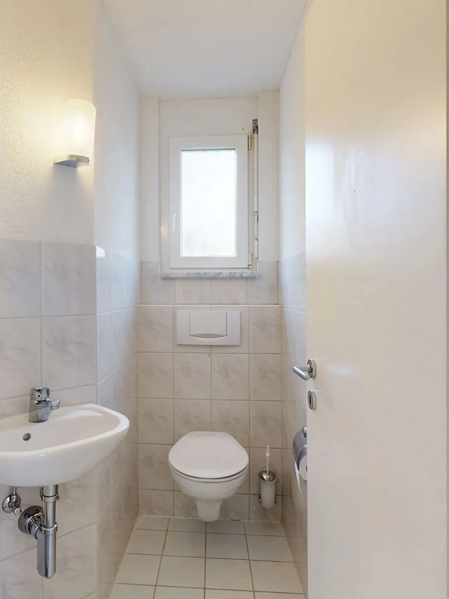 Casa bifamiliare adatta alle famiglie con camino e garage di 6,5 stanze - Foto 12 di 23