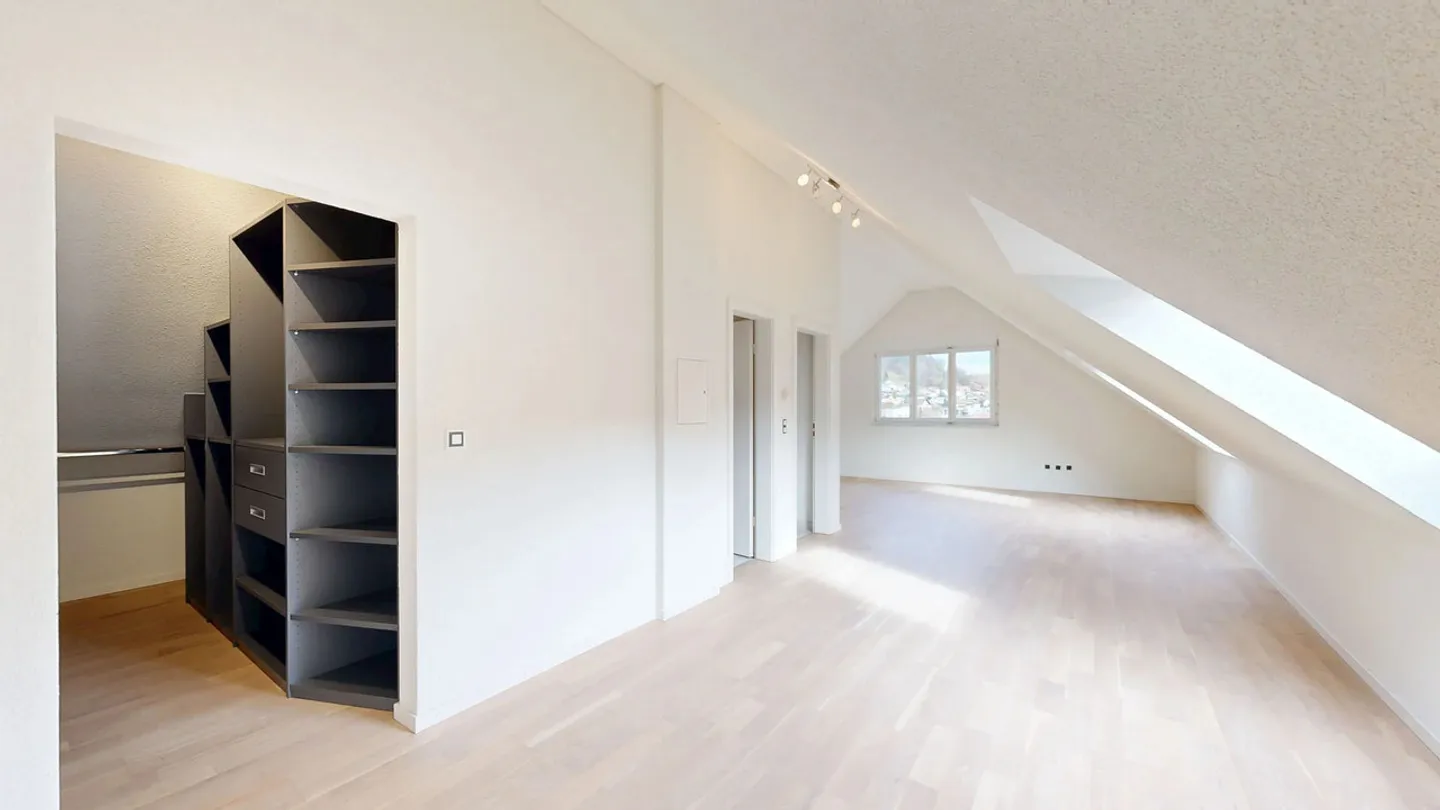 Casa bifamiliare adatta alle famiglie con camino e garage di 6,5 stanze - Foto 14 di 23