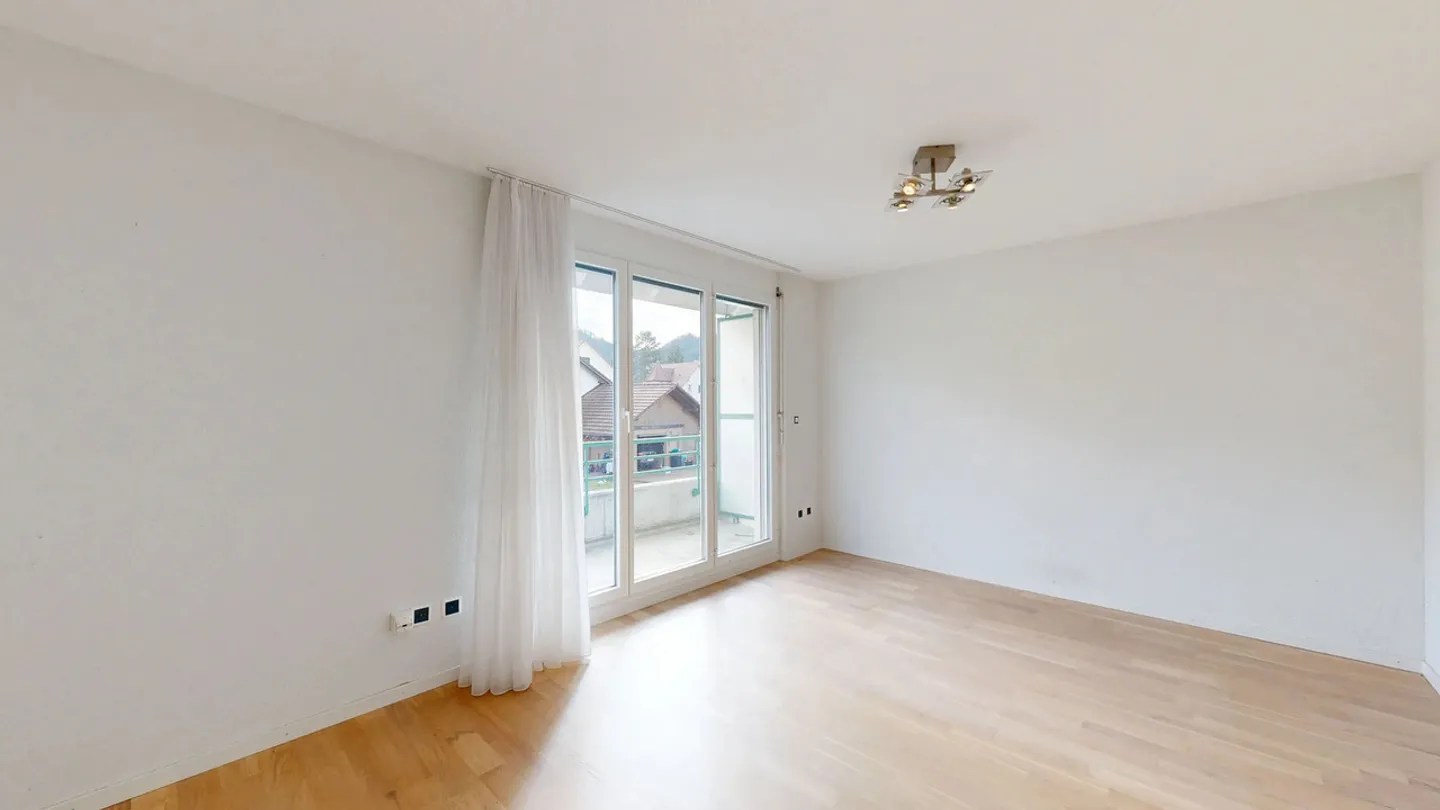 Casa bifamiliare adatta alle famiglie con camino e garage di 6,5 stanze - Foto 7 di 23