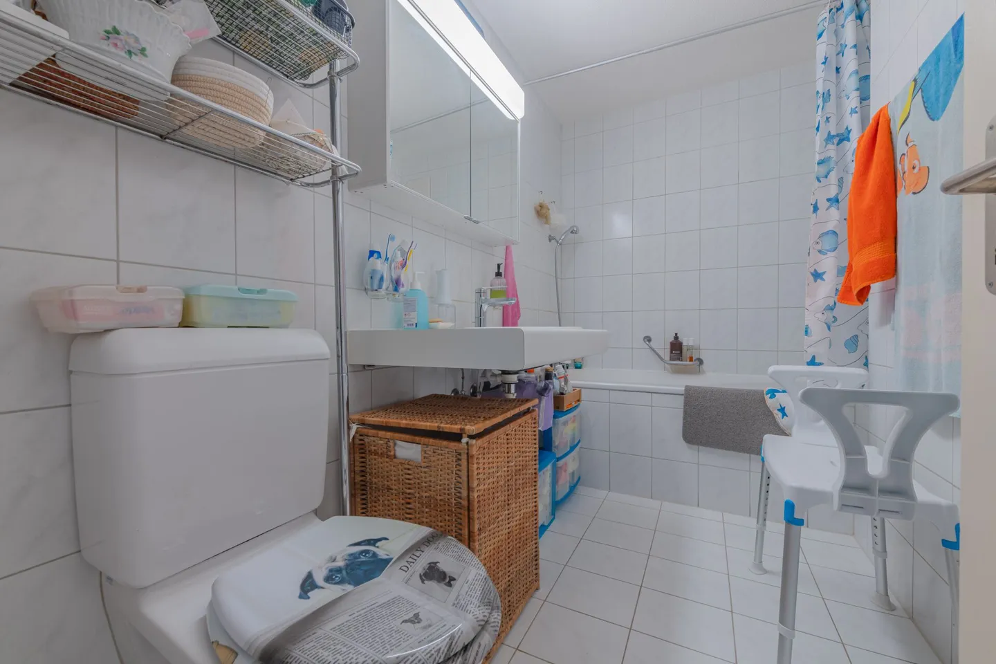 GROSSEN IMMOBILIEN - Gepflegter Hausteil mit drei 4.5-Zimmer-Wohnungen - Foto 7 von 17