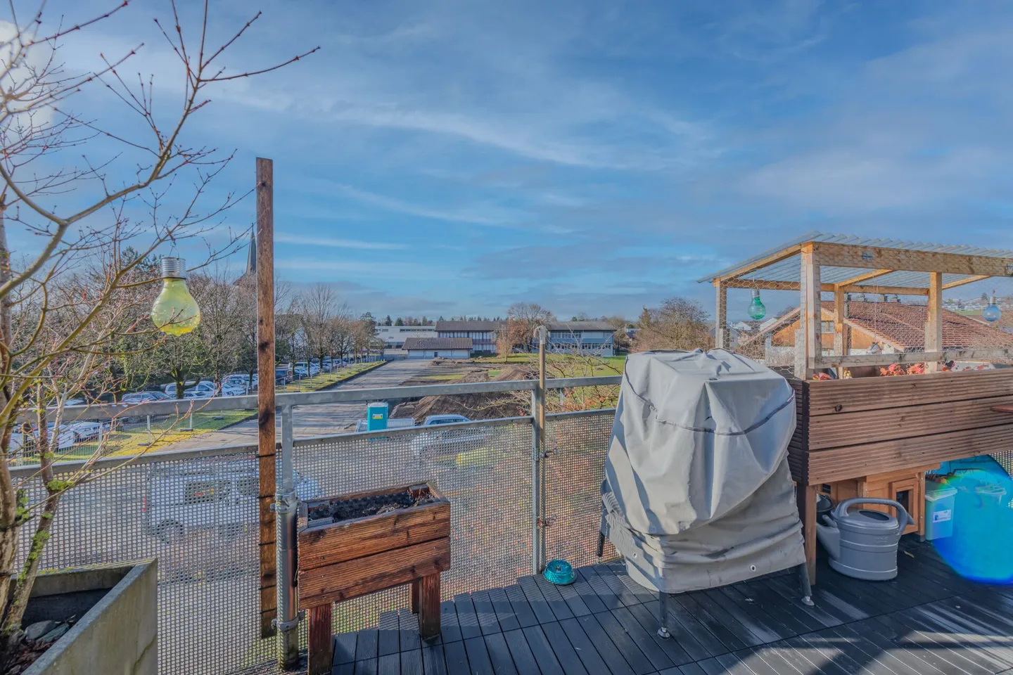 GROSSEN IMMOBILIEN - Gepflegter Hausteil mit drei 4.5-Zimmer-Wohnungen - Foto 17 von 17