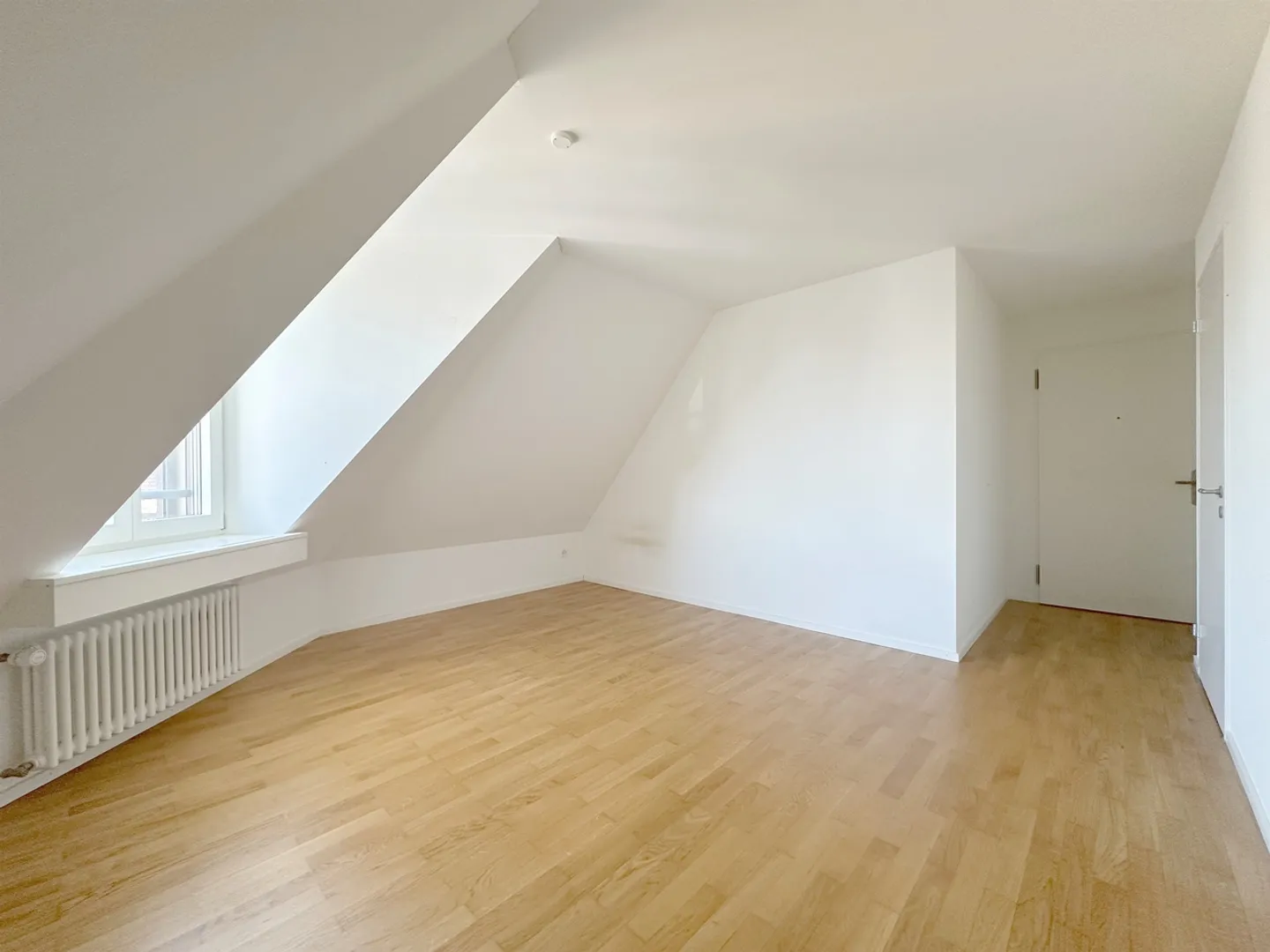 Ottimo appartamento singolo in una posizione eccellente! - Foto 2 di 6