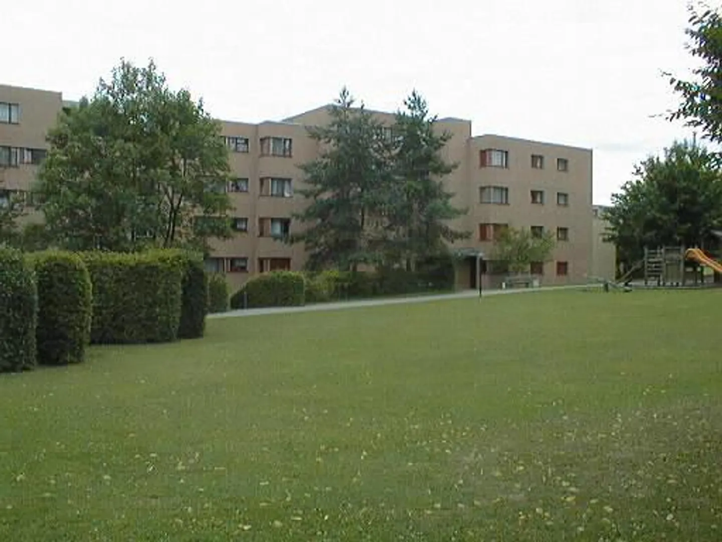 Charmante Wohnung in Oberwinterthur - Foto 1 von 7