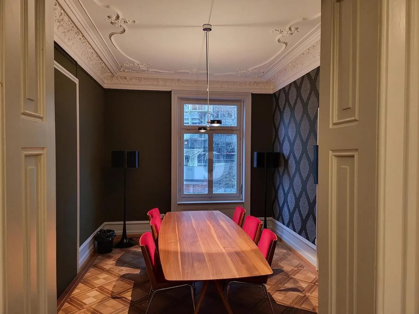 OFFICE IN THE CENTER: HISTORICAL ART NOUVEAU JEWEL - Photo 2 of 6