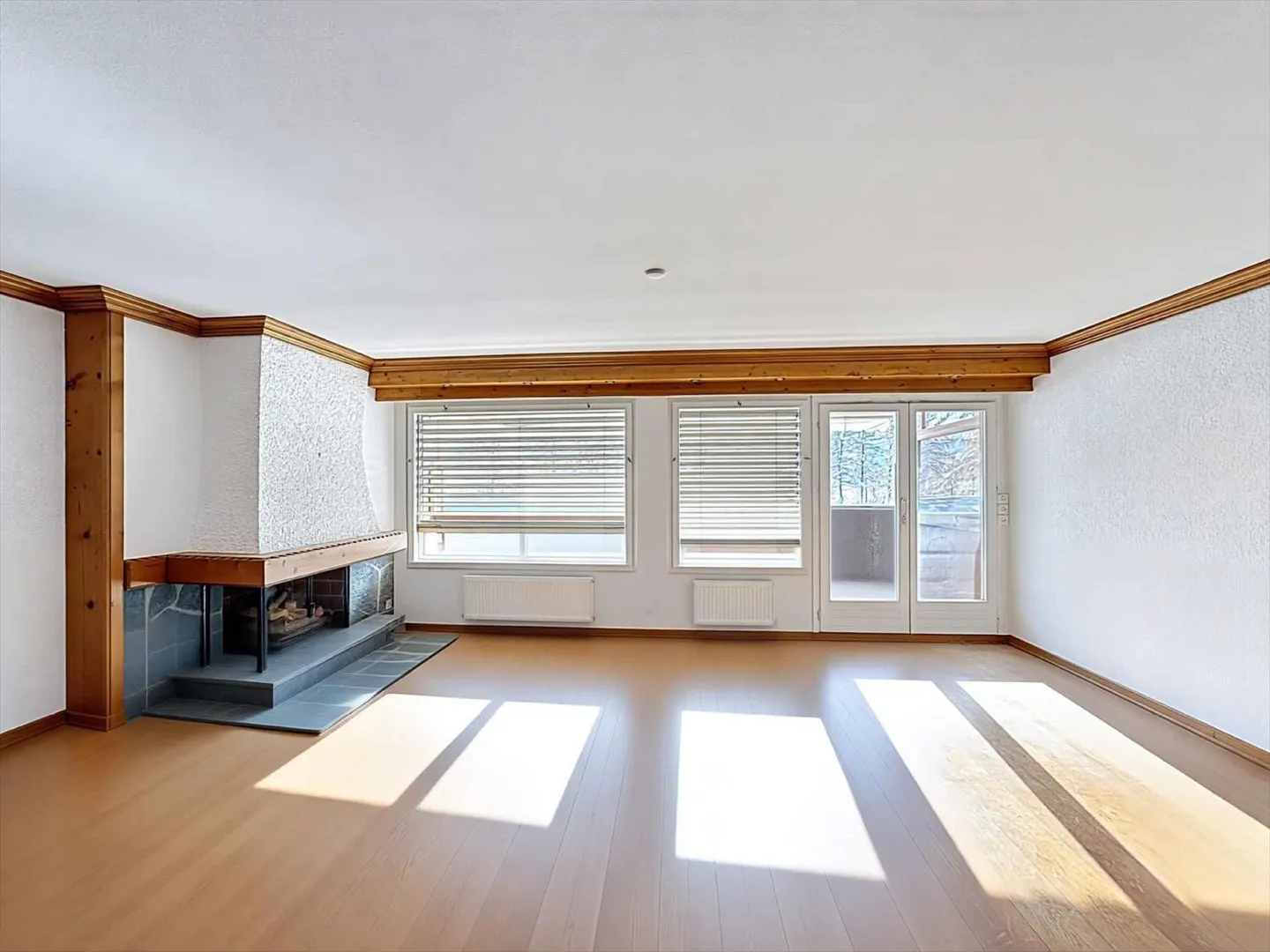 3.5-room apartment facing the golf course with a very beautiful view - Photo 4 of 12