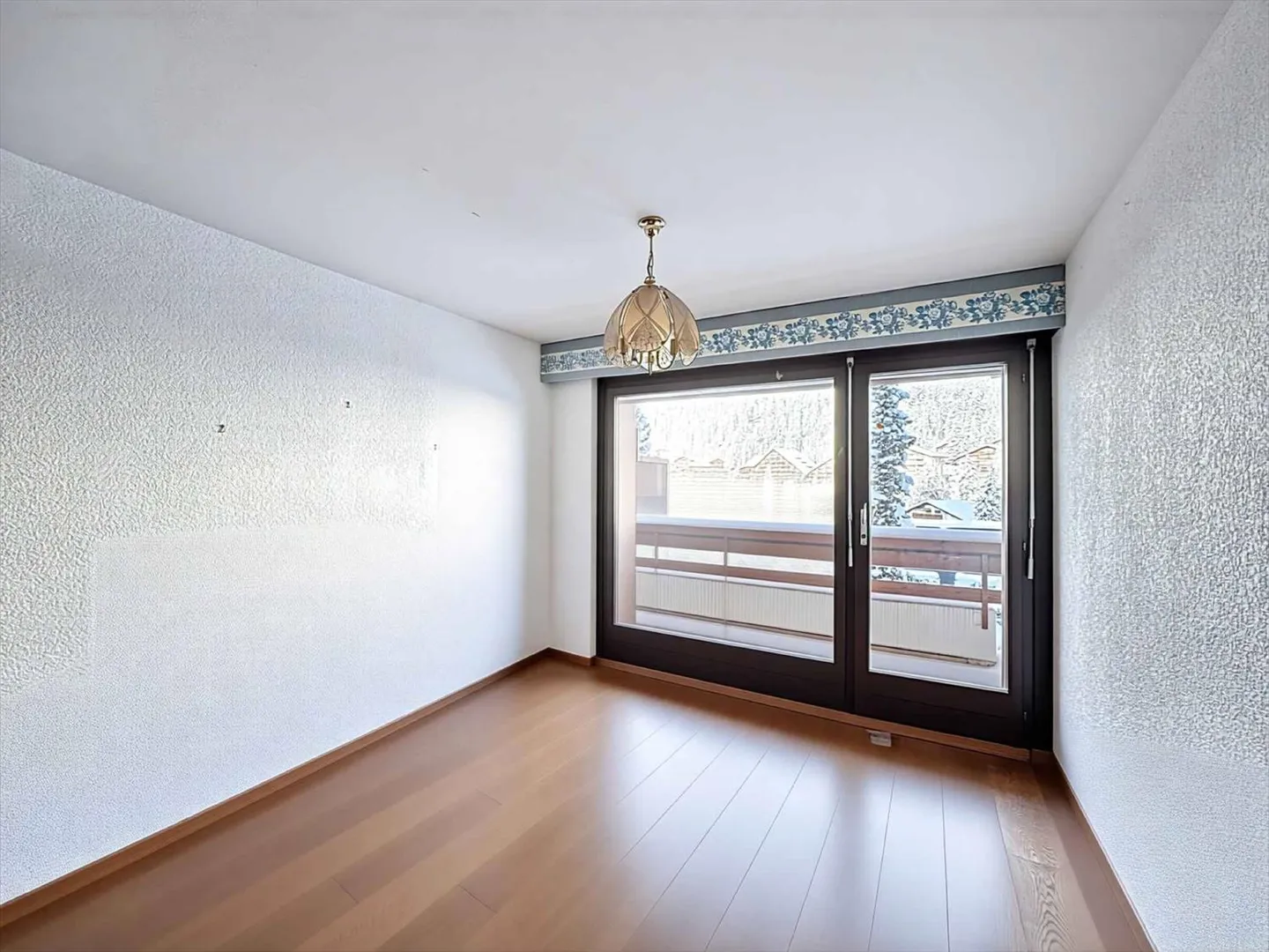 3.5-room apartment facing the golf course with a very beautiful view - Photo 7 of 12