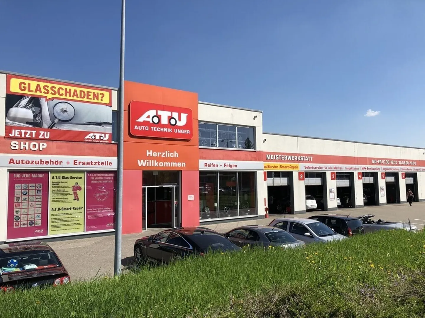 Places de parking extérieures à louer à Bellach! - Photo 1 sur 1