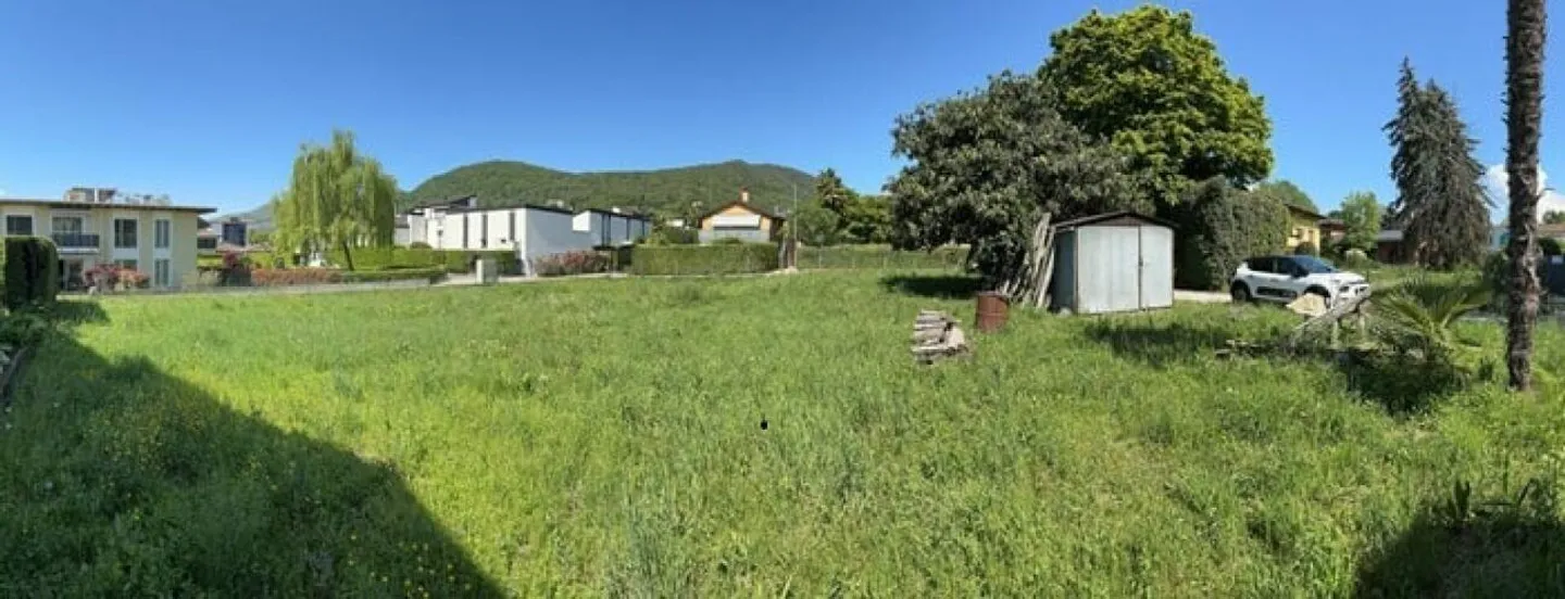 Terreno edificabile di 965 mq, pianeggiante, soleggiato e servito - Foto 6 di 6