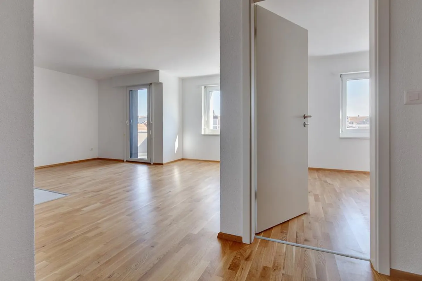 Modern 2.5-room apartment - Photo 3 of 5