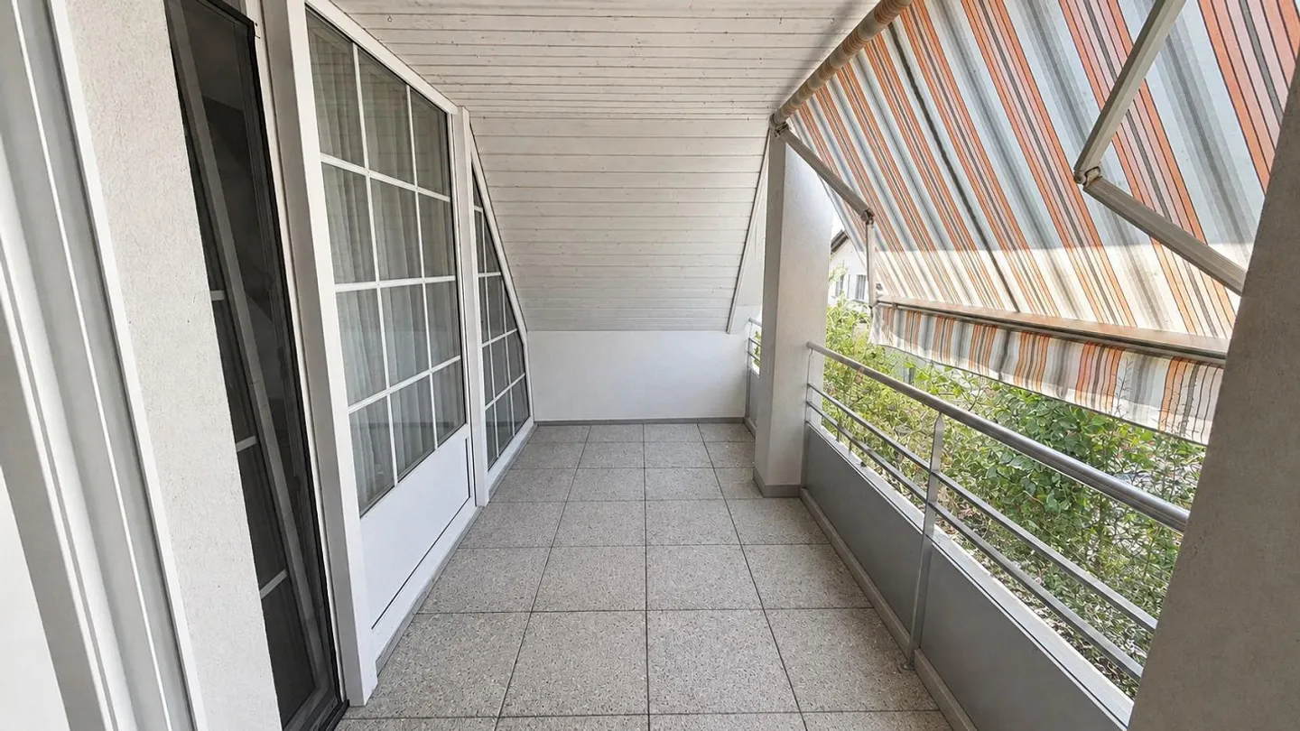 5.0 Room Apartment in Schönenbuch - Photo 10 of 10