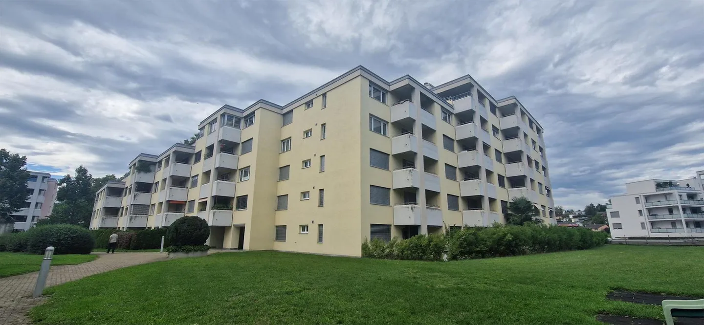 Charmant appartement 2.5 pièces - Photo 1 sur 4