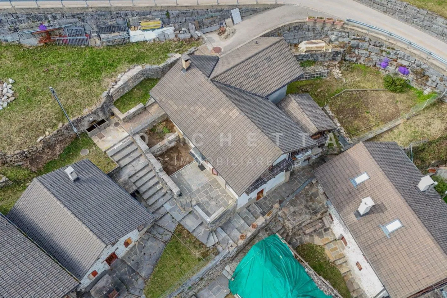 Maison unifamiliale avec Torba, vue spectaculaire et grand potentiel - Photo 6 sur 15