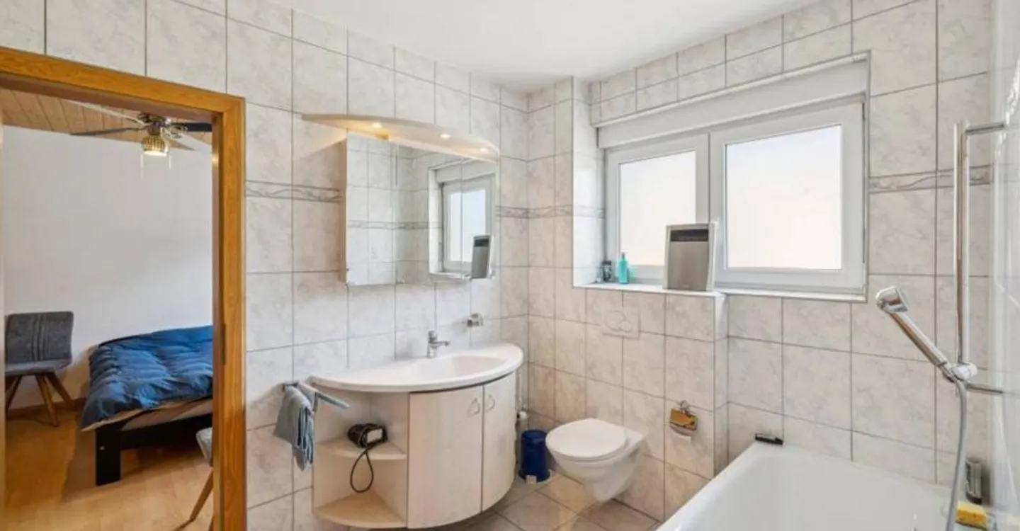 Individual Villa 6.5 Rooms in Bramois - Close to Sion - Photo 8 of 13