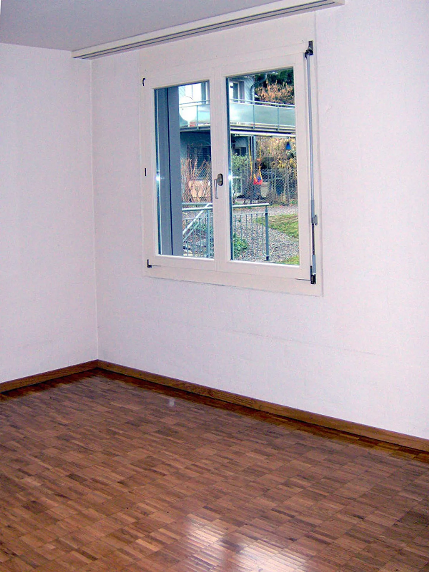 4.5-room apartment in a child-friendly environment - Photo 3 of 6