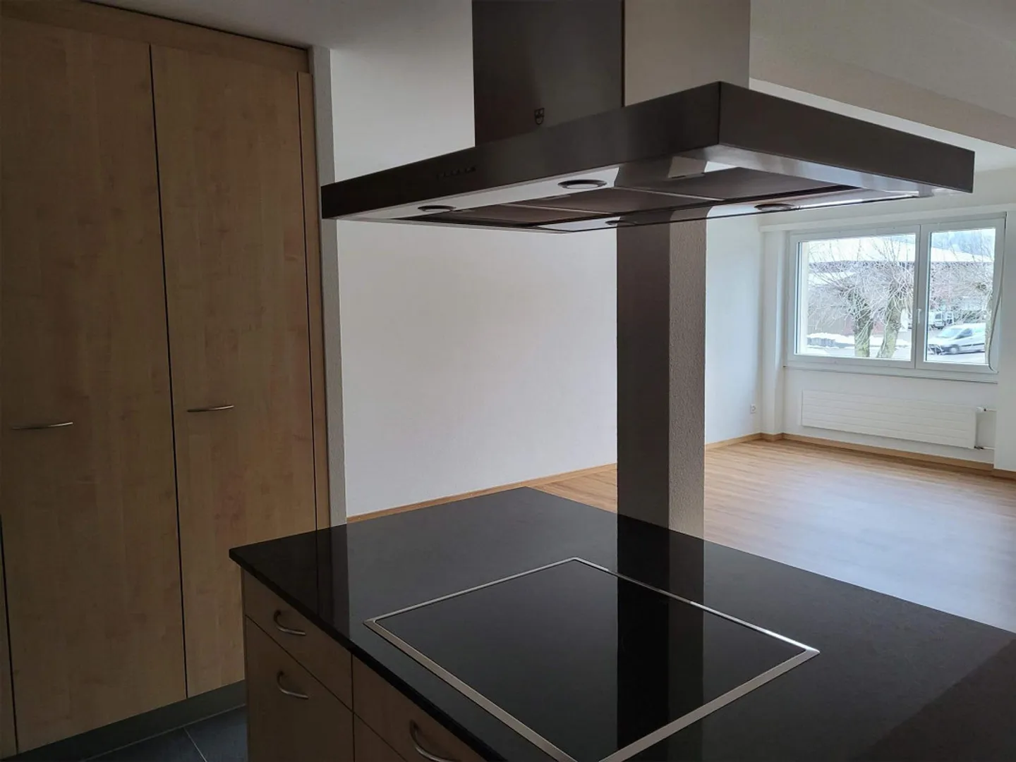 Appartamento 3.5 locali con balcone in un quartiere tranquillo - Foto 2 di 8