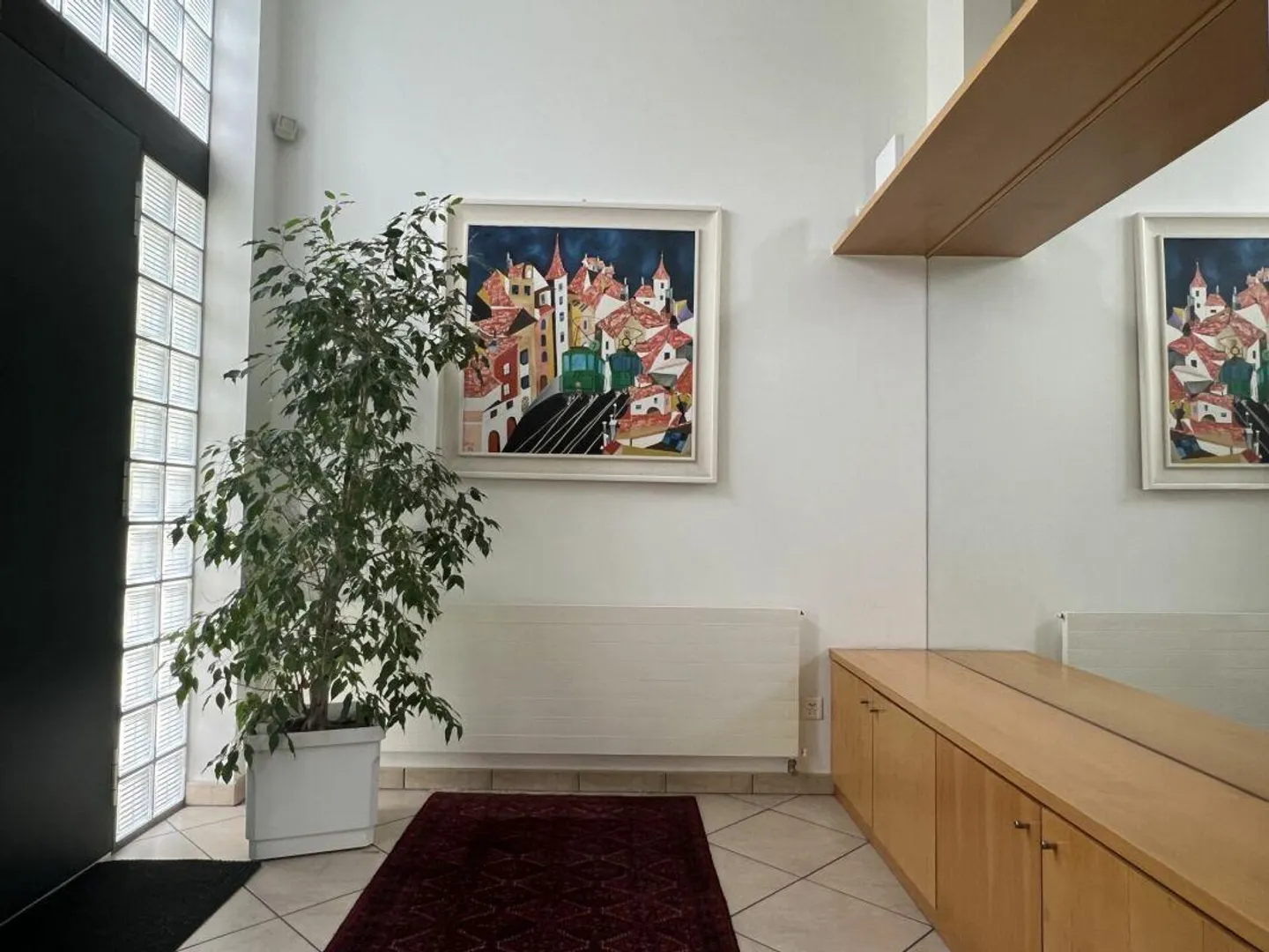 Esclusiva villa con ampio giardino e piscina - Foto 6 di 18