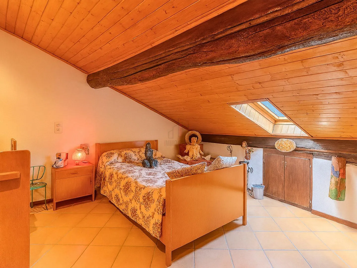AN AUTHENTIC REFUGE IN THE HEART OF THE MUGGIO VALLEY - Photo 7 of 11