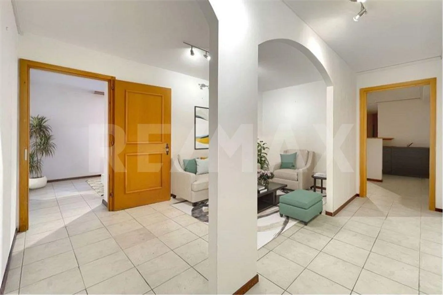 Appartamento in vendita - Foto 3 di 13