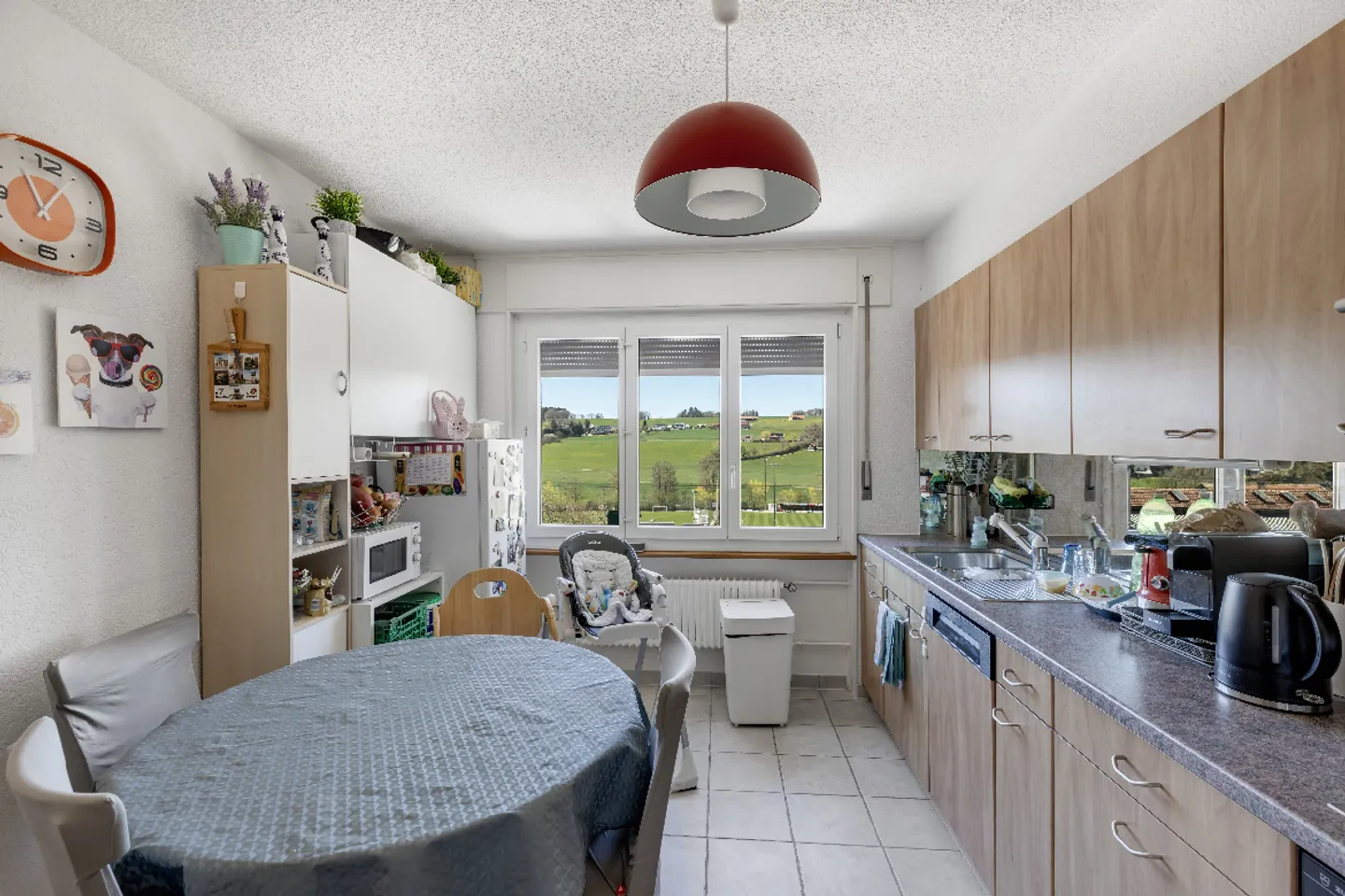 Beautiful bright 5.5-room apartment on the 1st floor with private garden on the ground floor - Photo 2 of 15