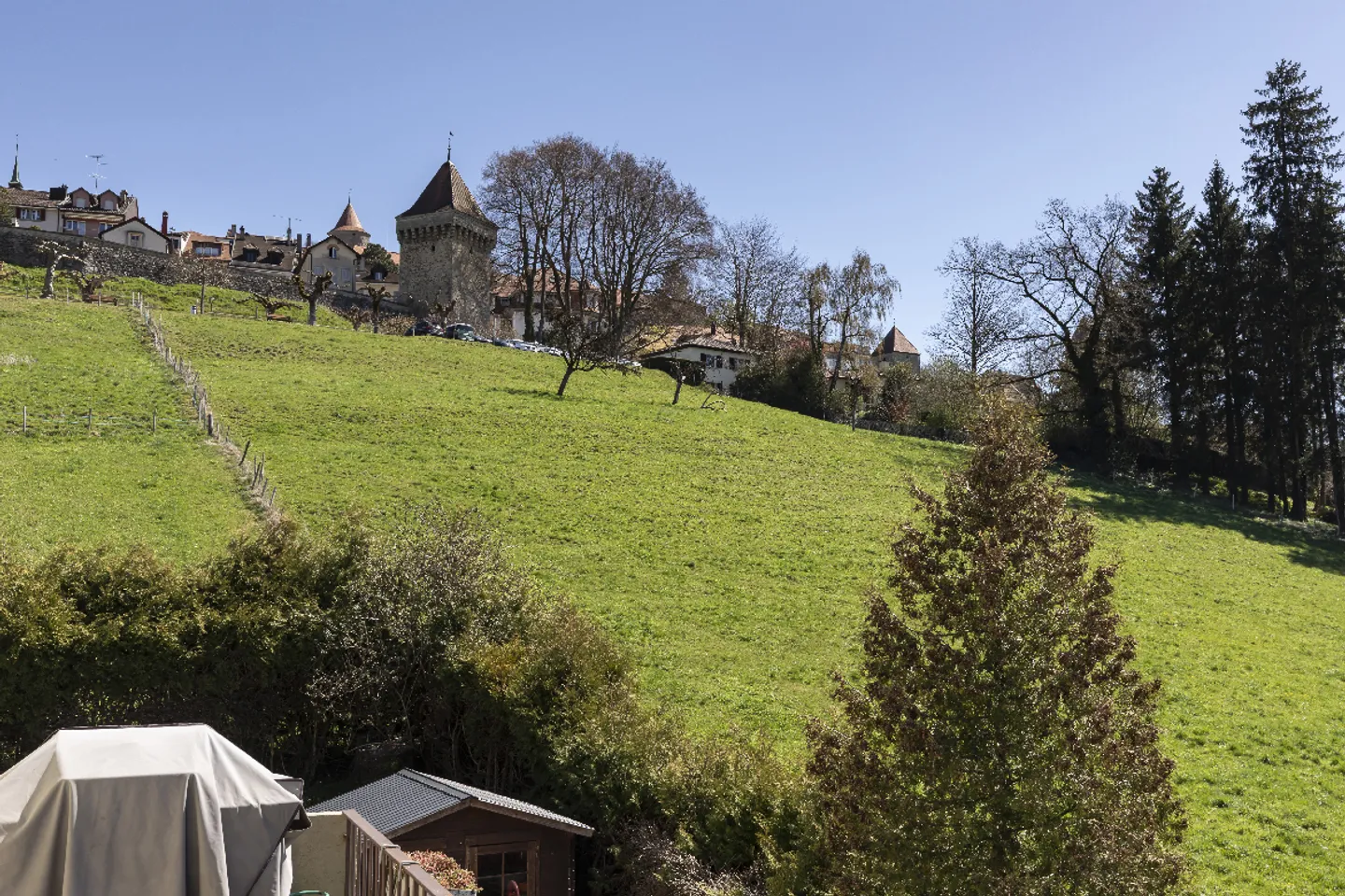 Beautiful bright 5.5-room apartment on the 1st floor with private garden on the ground floor - Photo 4 of 15