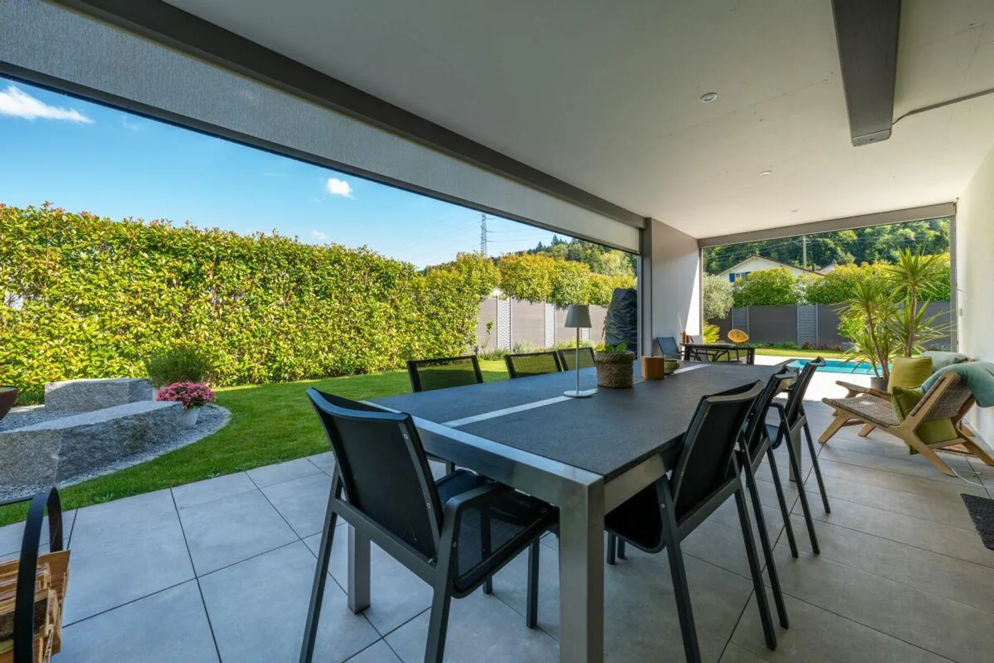 Villa di lifestyle privata con piscina a sfioro, spa e terrazza sul tetto - Foto 12 di 13