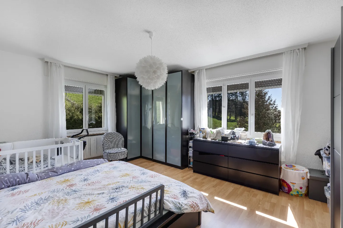 Beautiful bright 5.5-room apartment on the 1st floor with private garden on the ground floor - Photo 10 of 15