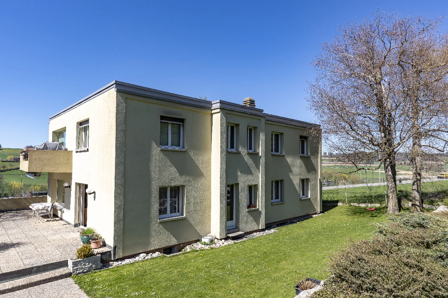 Beautiful bright 5.5-room apartment on the 1st floor with private garden on the ground floor - Photo 12 of 15