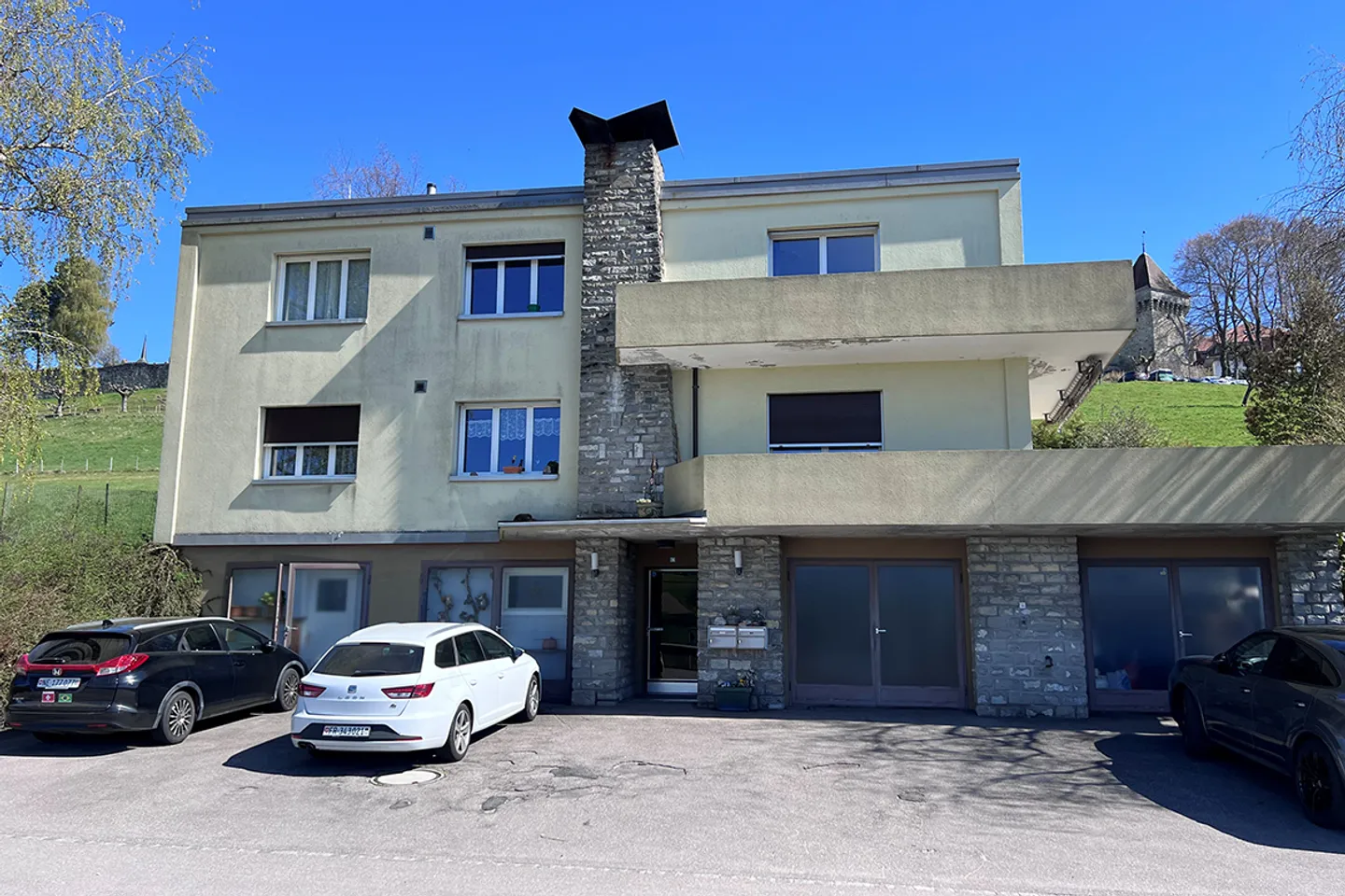 Beautiful bright 5.5-room apartment on the 1st floor with private garden on the ground floor - Photo 13 of 15
