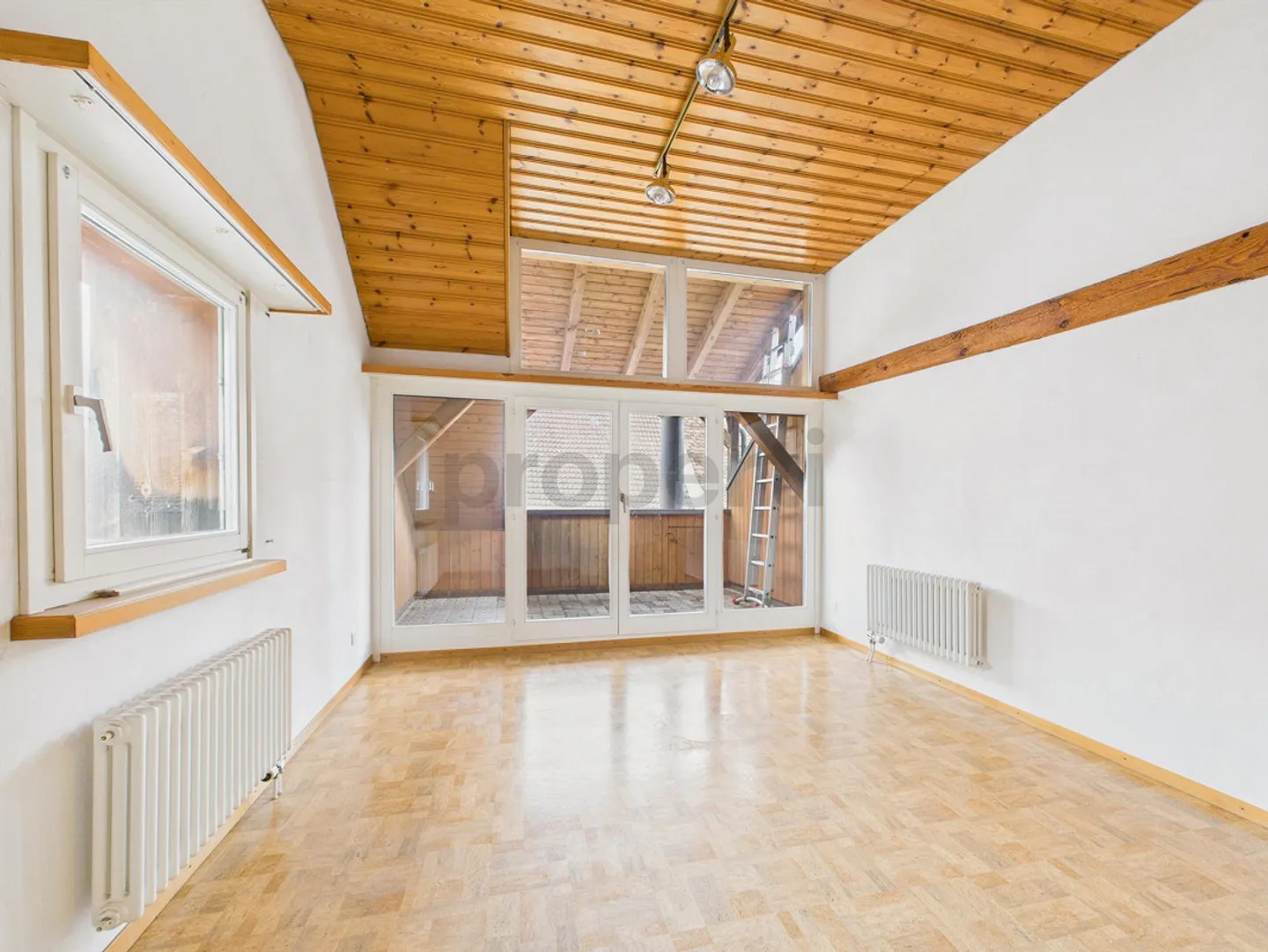 Grosszügige Wohnung mit Balkon - Foto 7 von 13