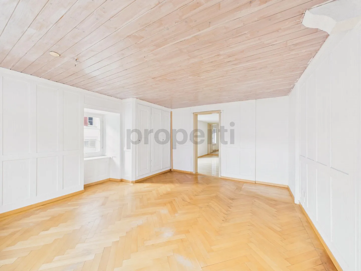 Grosszügige Wohnung mit Balkon - Foto 9 von 13