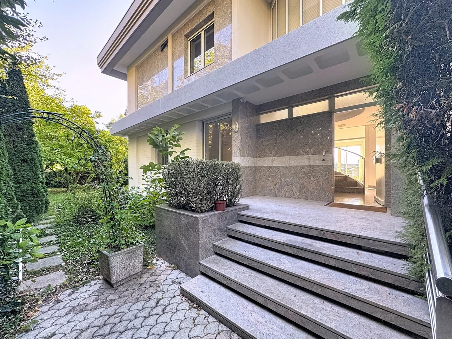 Maison individuelle à vendre - Photo 3 sur 10