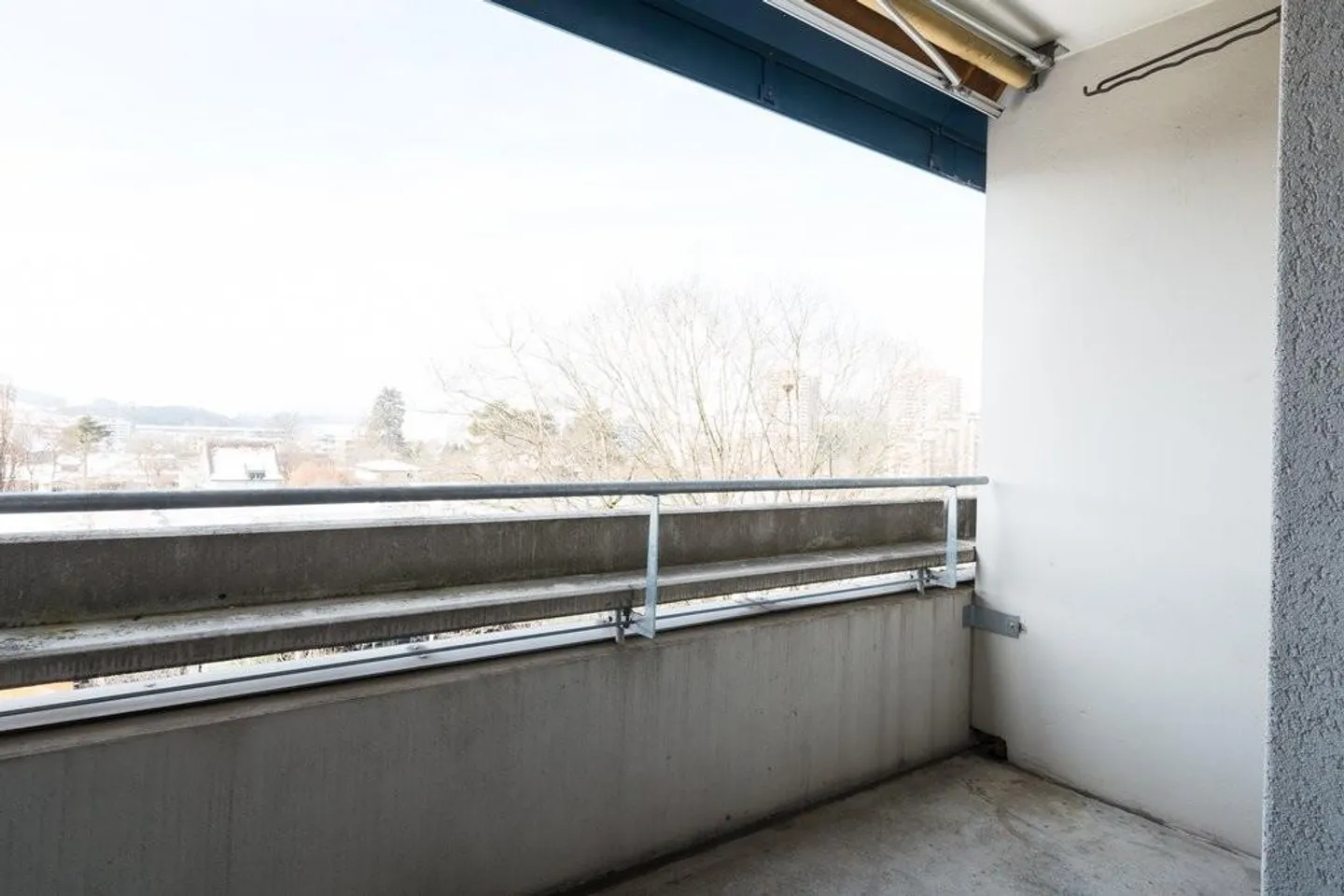 Appartement 3.5 pièces avec balcon à Tscharni !! - Photo 11 sur 12
